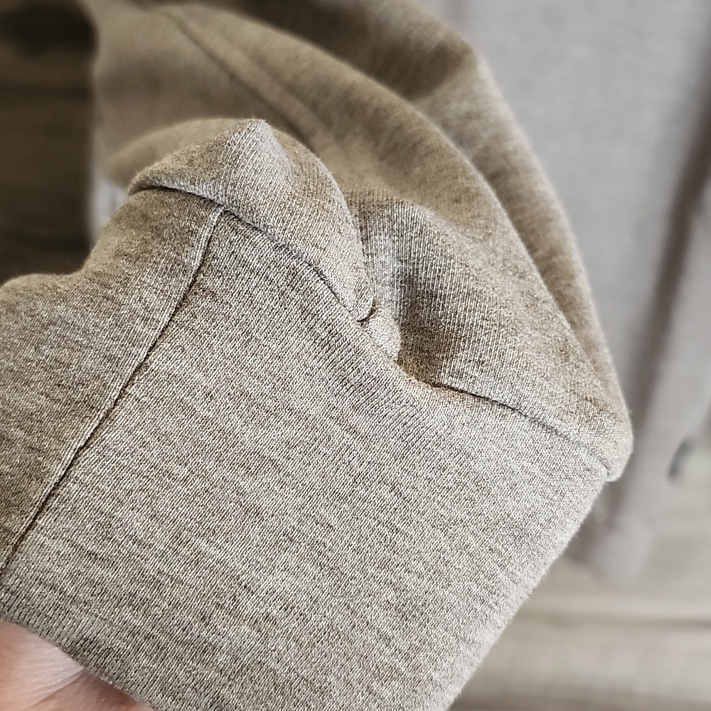 Varley Morrison Sweatshirt In Cinder - Picture 8 of 12